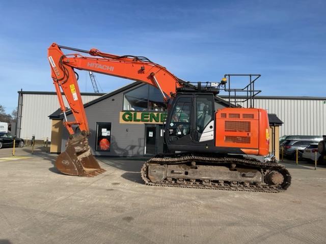 HITACHI ZX225-6 - Gleneden