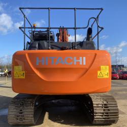 HITACHI ZX210LC-6