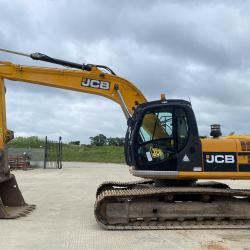 JCB JS220XD