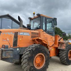 Doosan DL200