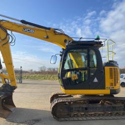 JCB JZ140LC