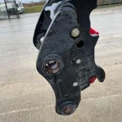 DROMONE HYDRAULIC QUICK HITCH 100mm PINS