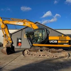 JCB JS220LC