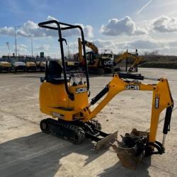 JCB 8008 CTS micro digger