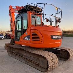 DOOSAN DX140LCR-3