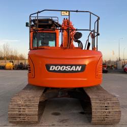 DOOSAN DX140LCR-3