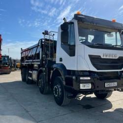 Iveco Trakker AD340T36 grab / tipper