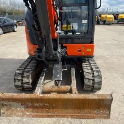 Hitachi zx33u