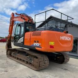 HITACHI ZX210LC-6