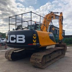 JCB JS220LC