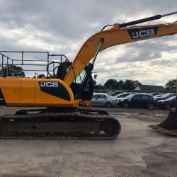 JCB JS220LC