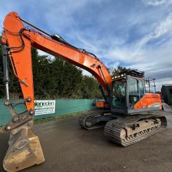 DOOSAN DX225LC-5