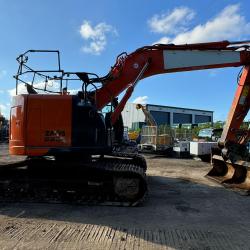 HITACHI ZX225USLC-5